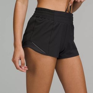 Lululemon Hotty Hot High-Rise Lined Shorts